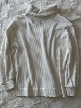 GAP Cream Ribbed Turtleneck Sweater